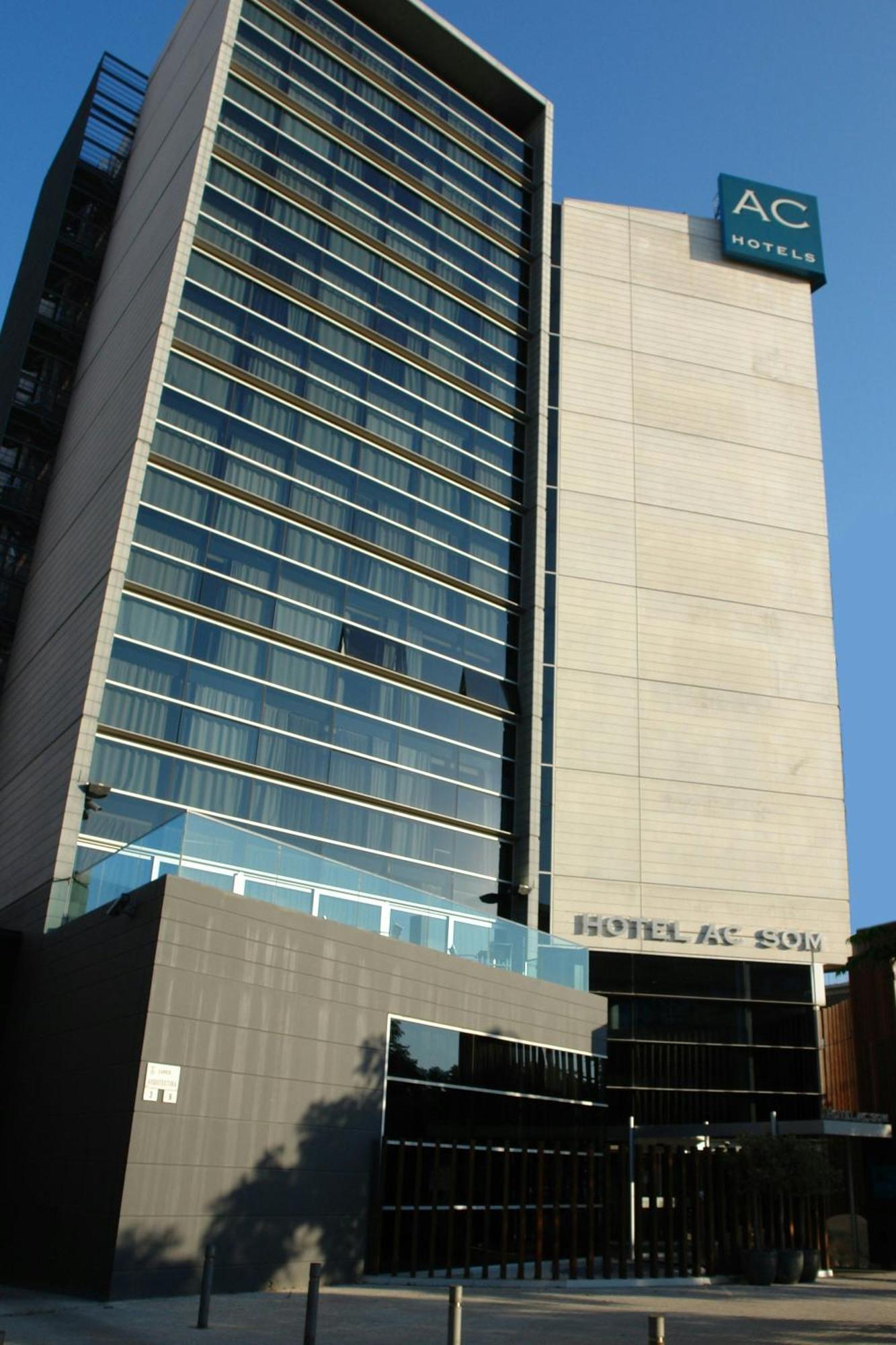 Ac Hotel Som By Marriott L’Hospitalet de Llobregat Exterior foto