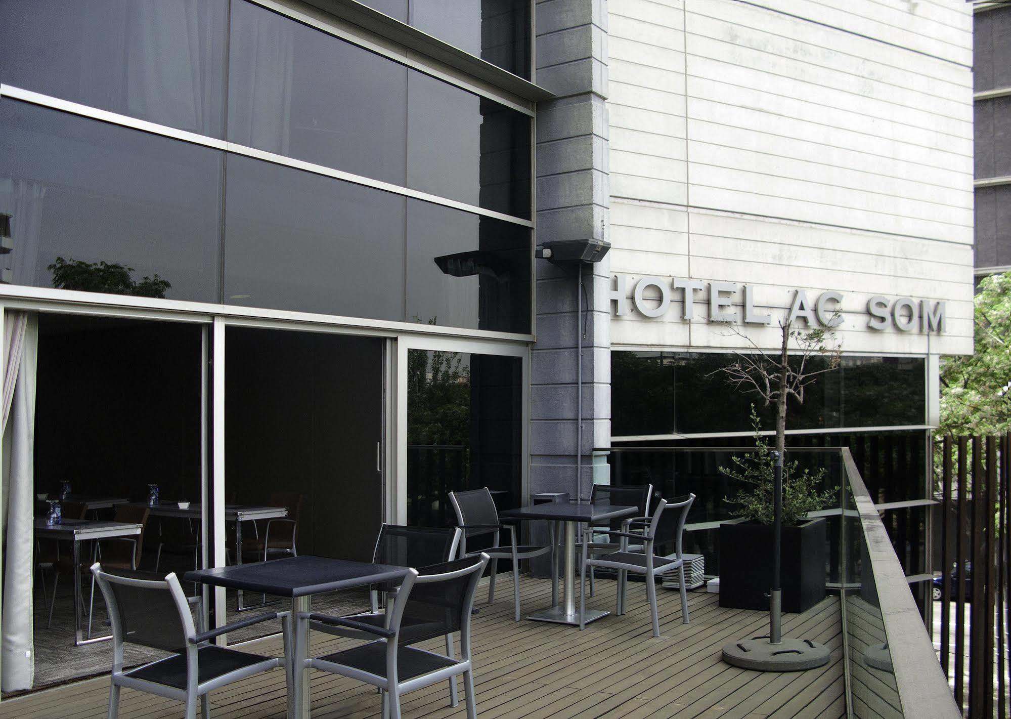 Ac Hotel Som By Marriott L’Hospitalet de Llobregat Exterior foto
